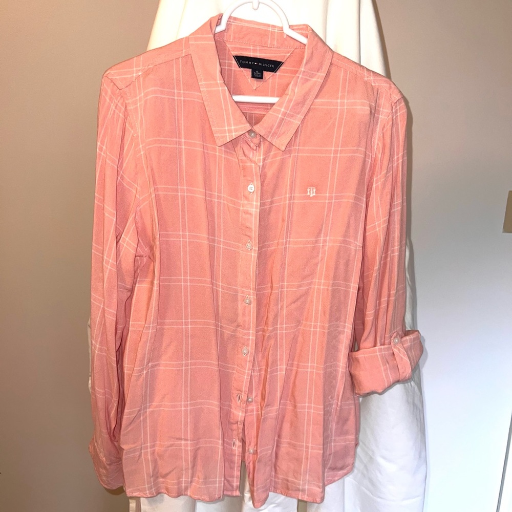 Tommy Hilfiger Roll Sleeve Tartan Pattern Shirt. XL. Peach. Excellent condition